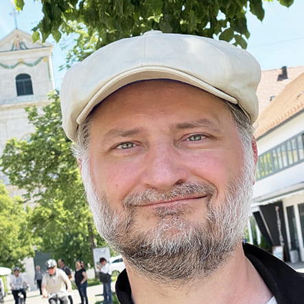 Sev a Centrepoint volunteer from Russia